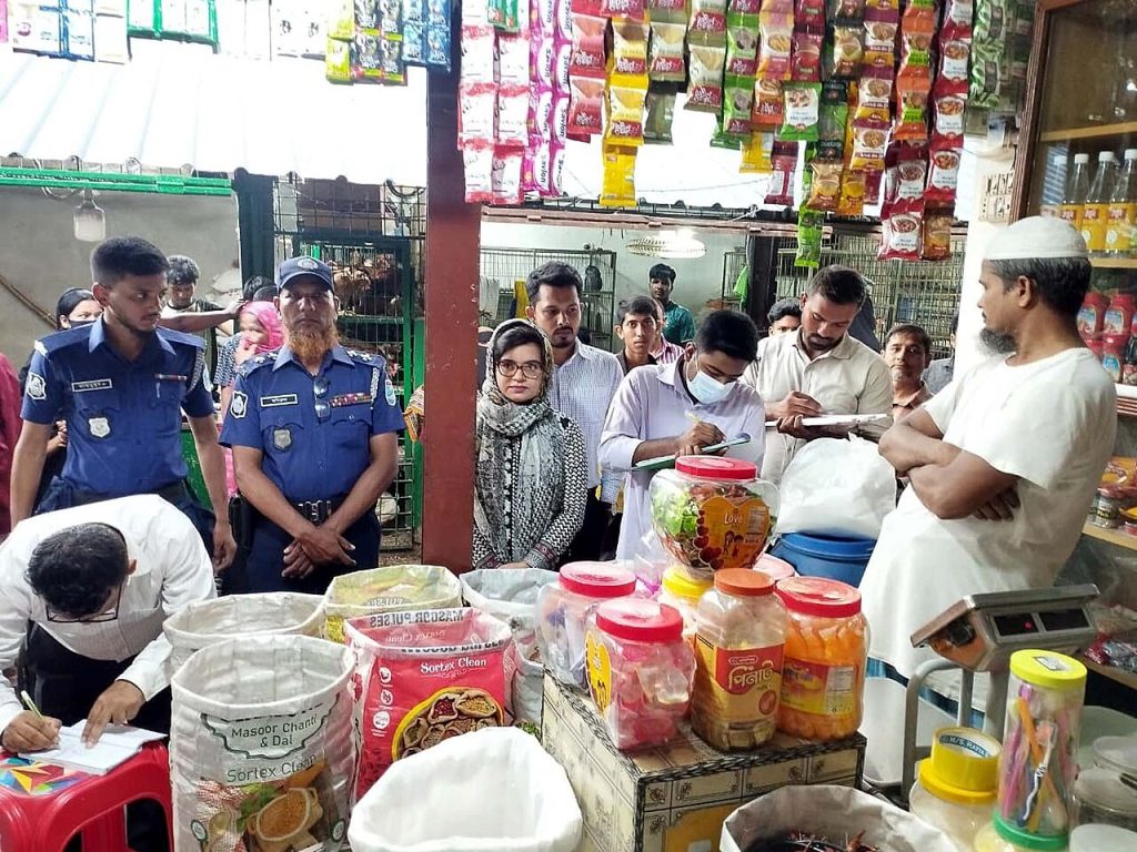 marketing digital au maroc — 2025-09-12 Mobile Courts Against Banned Polythene Production and Marketing, Ministry of Environment Forests and Climate Change Initiative (PID-0060871)