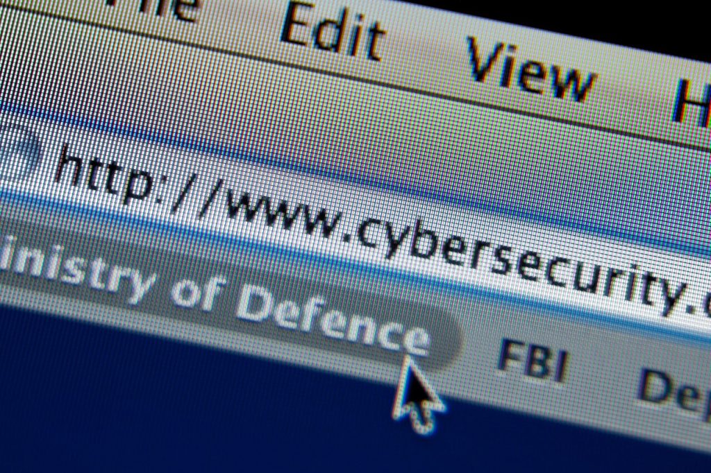sites web — Cyber Security at the Ministry of Defence MOD 45153613
