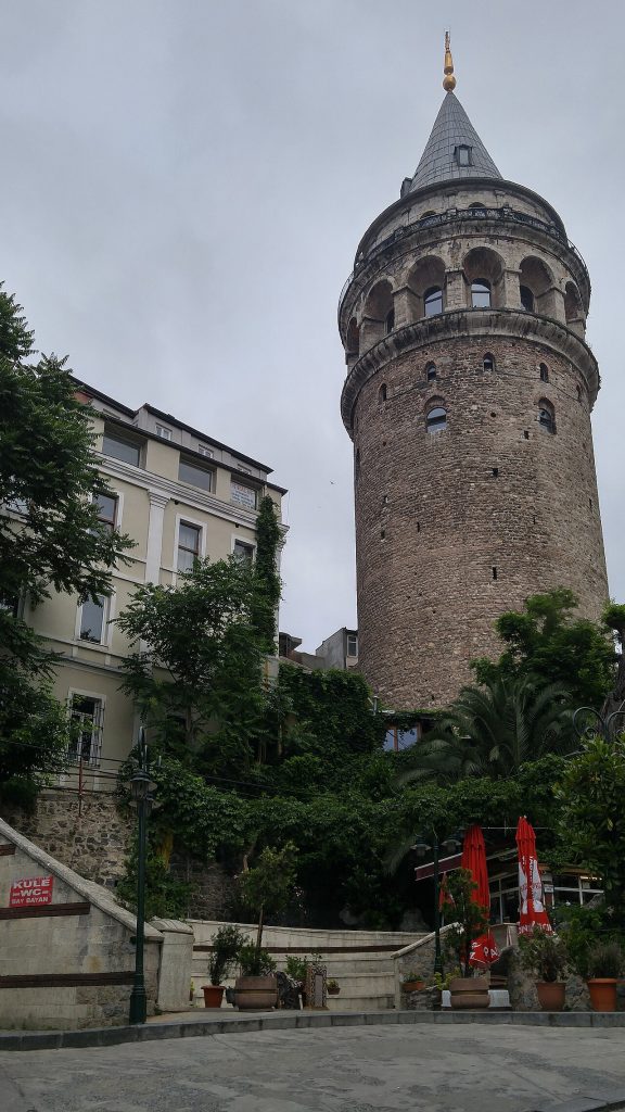 tourisme Maroc — Galata Tower - Turkey - Istanbul City - Tourist attractions - Monument 04